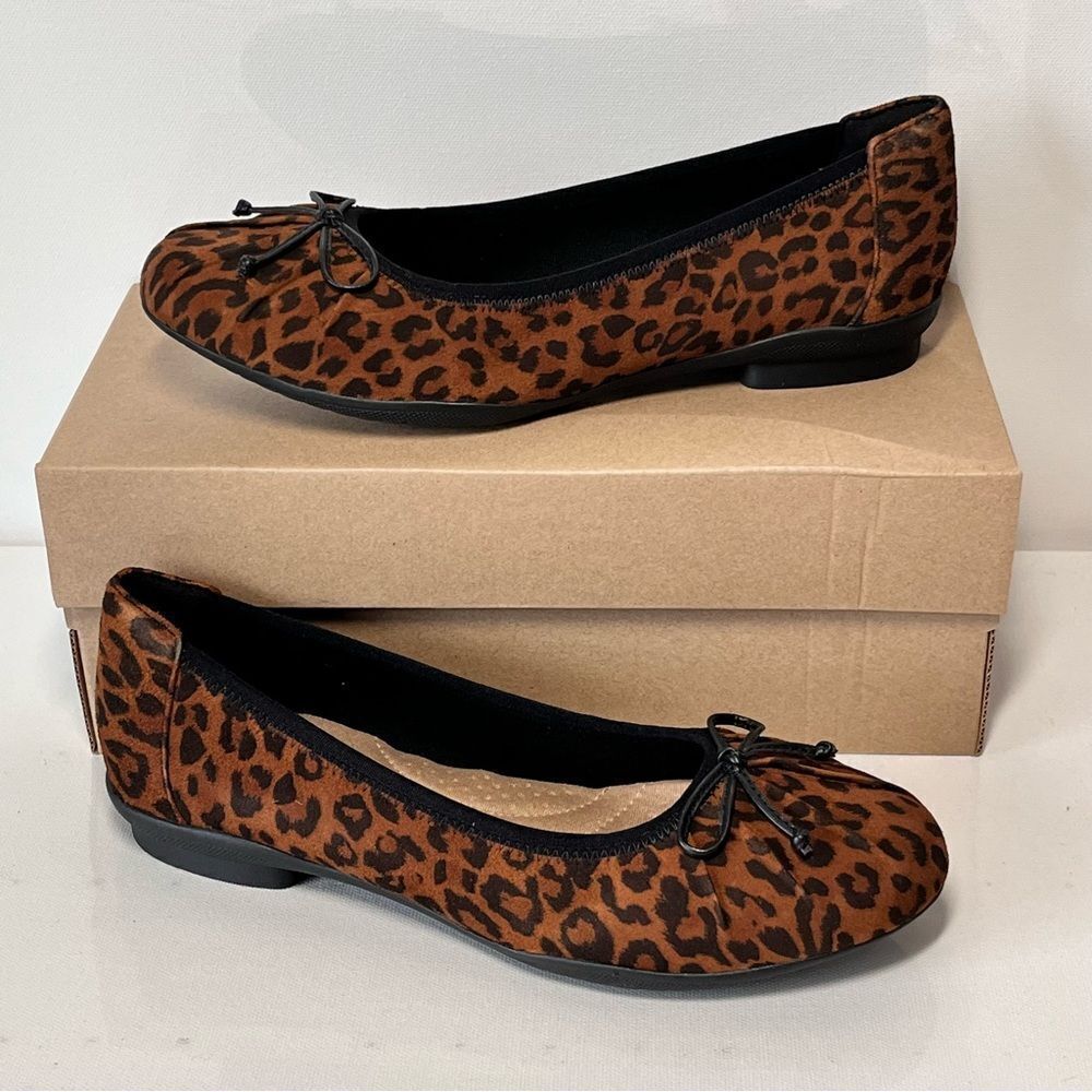 Clarks Sara Aster Suede Ballet Flats